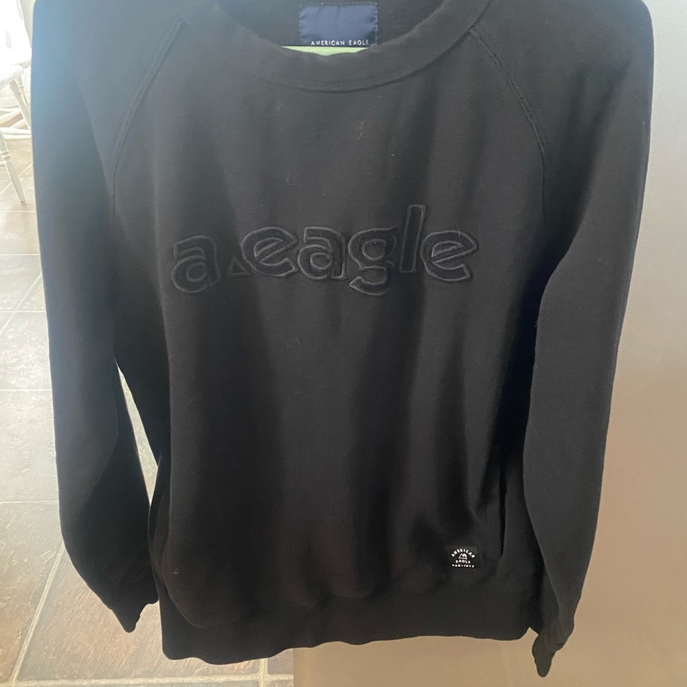 American Eagle Outfitters Black Sweatshirt Classic Crew Neck